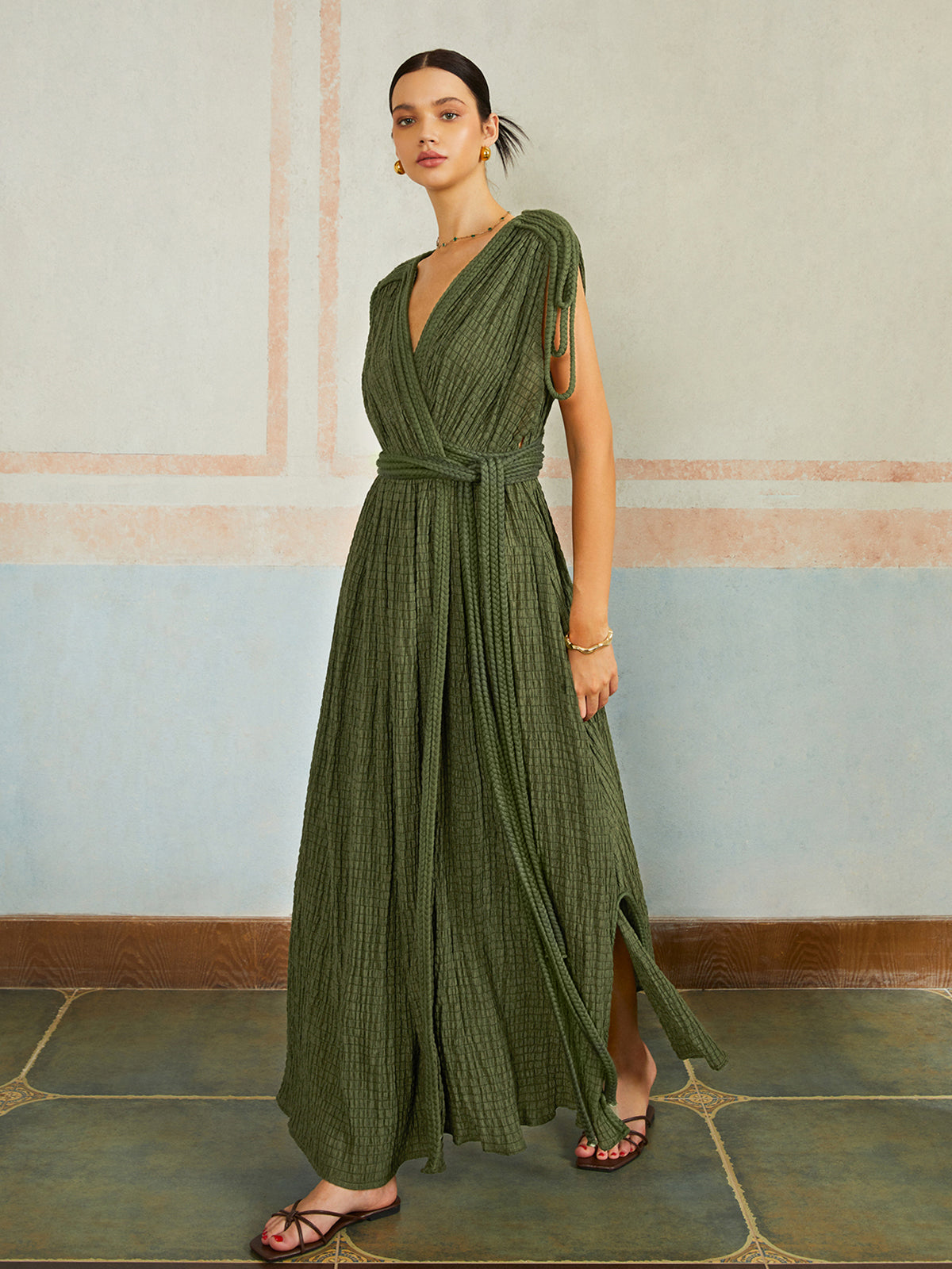 Casual Pleated Belted Long Dress | COMMENSE