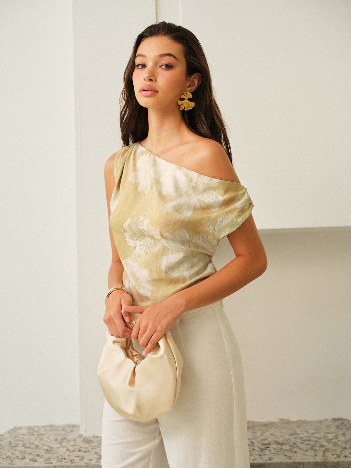 One-Shoulder Floral-Patterned Top | COMMENSE