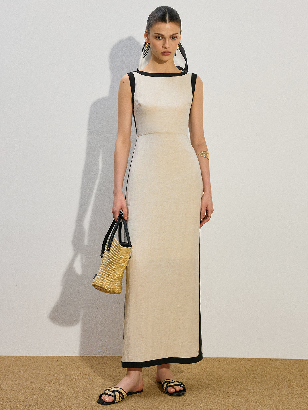 Contrast Trim Sleeveless Maxi Dress