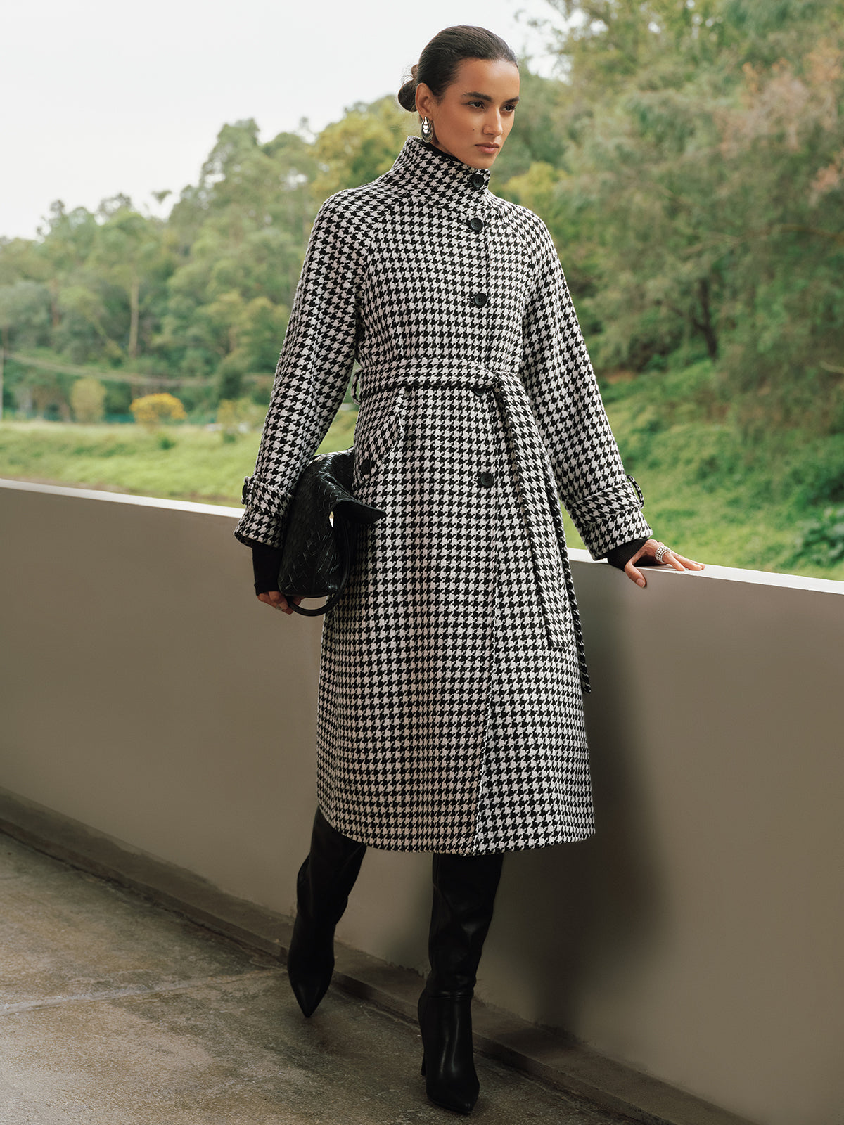 Belted Tweed Houndstooth Long Trench Coat | COMMENSE