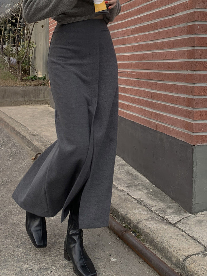She's Effortless Slit Maxi Skirt – COMMENSE