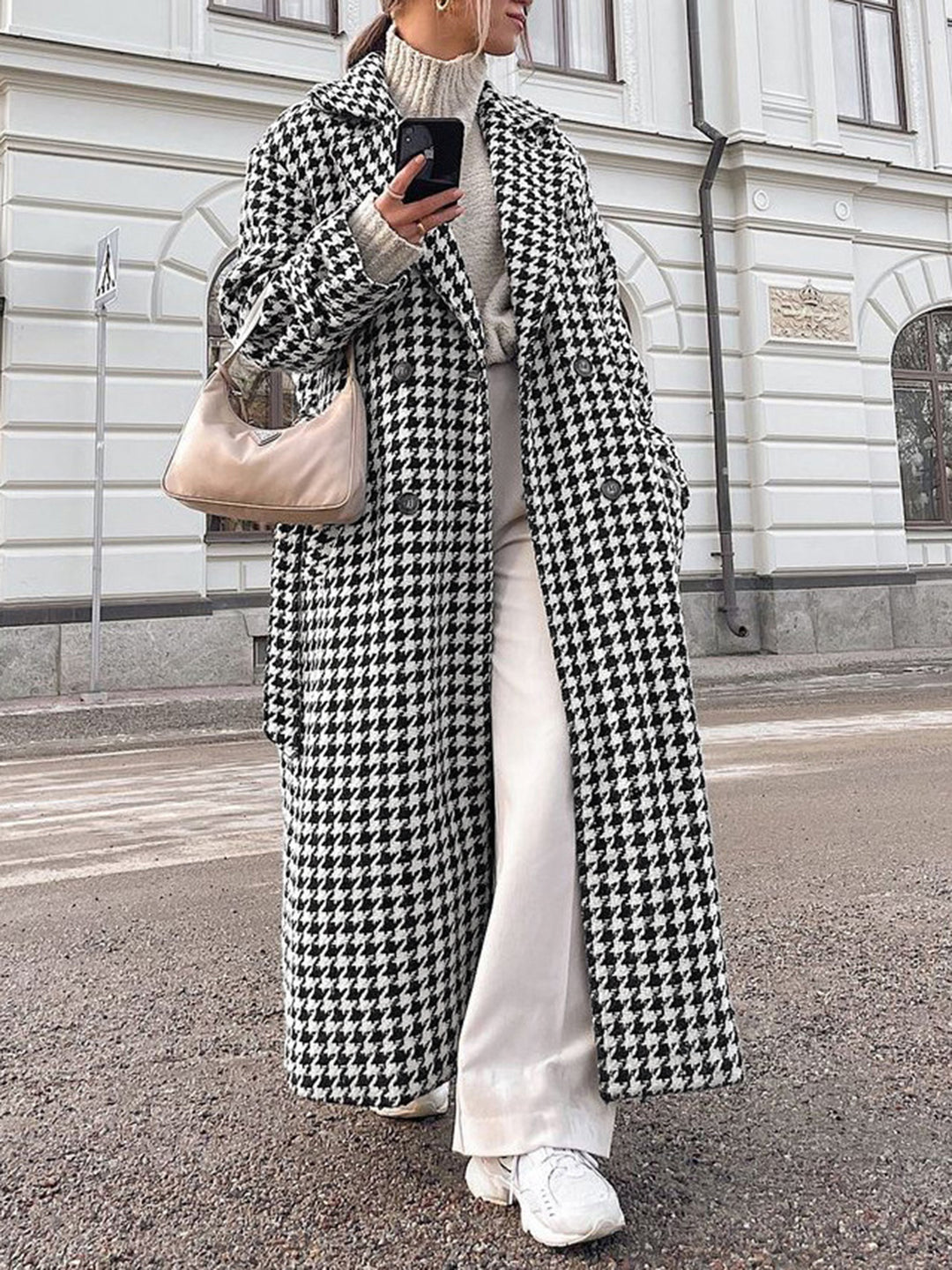 Oversized Houndstooth Tweed Trench Coat | COMMENSE