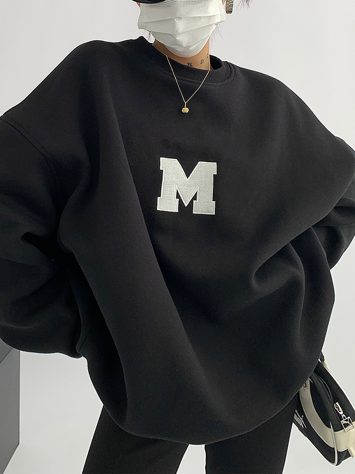 Minimalism Oversized Sweatshirt – COMMENSE