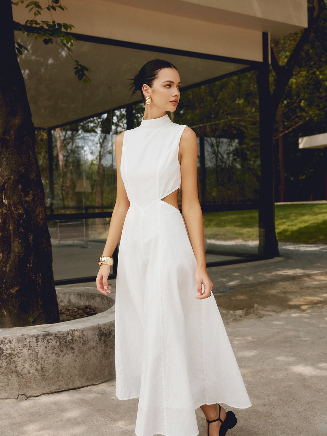Cotton & Linen Elegant Cutout Long Dress | COMMENSE