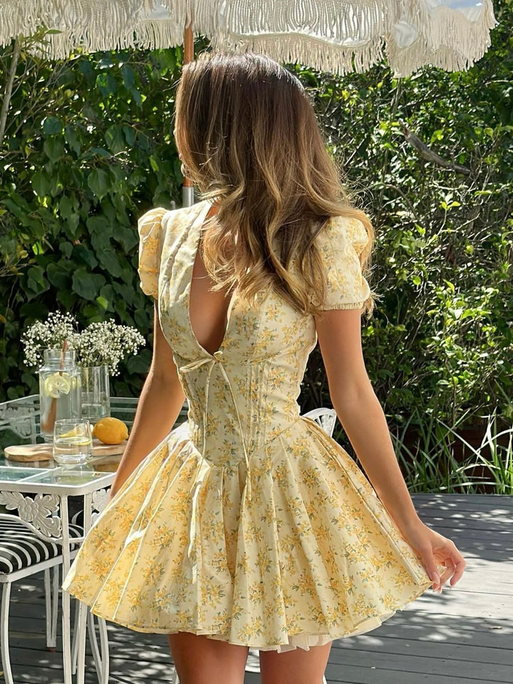 Floral Print V-Neck Knotted Short Dress Floral Print V-Neck Knotted Short Dress