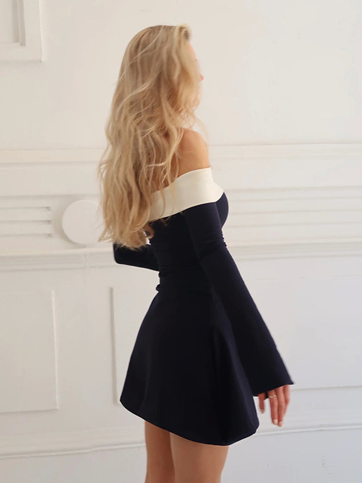 Color Block Off-Shoulder Long Sleeve Short Dress | COMMENSE Color Block Off-Shoulder Long Sleeve Short Dress | COMMENSE