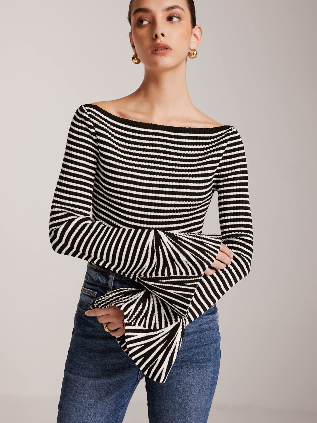 トップス kssm Striped Ruffle-Sleeve Knit Top | COMMENSE