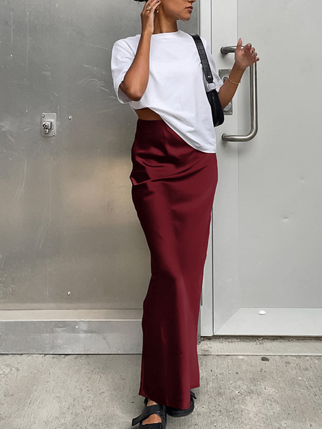 【THE MOZZ】Brit Satin Long Skirt Utility Satin Maxi Skirt – COMMENSE