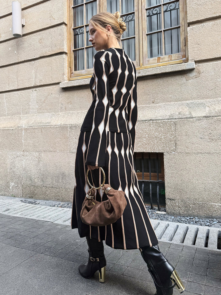 Geometric Pattern Knitted Maxi Skirt | COMMENSE