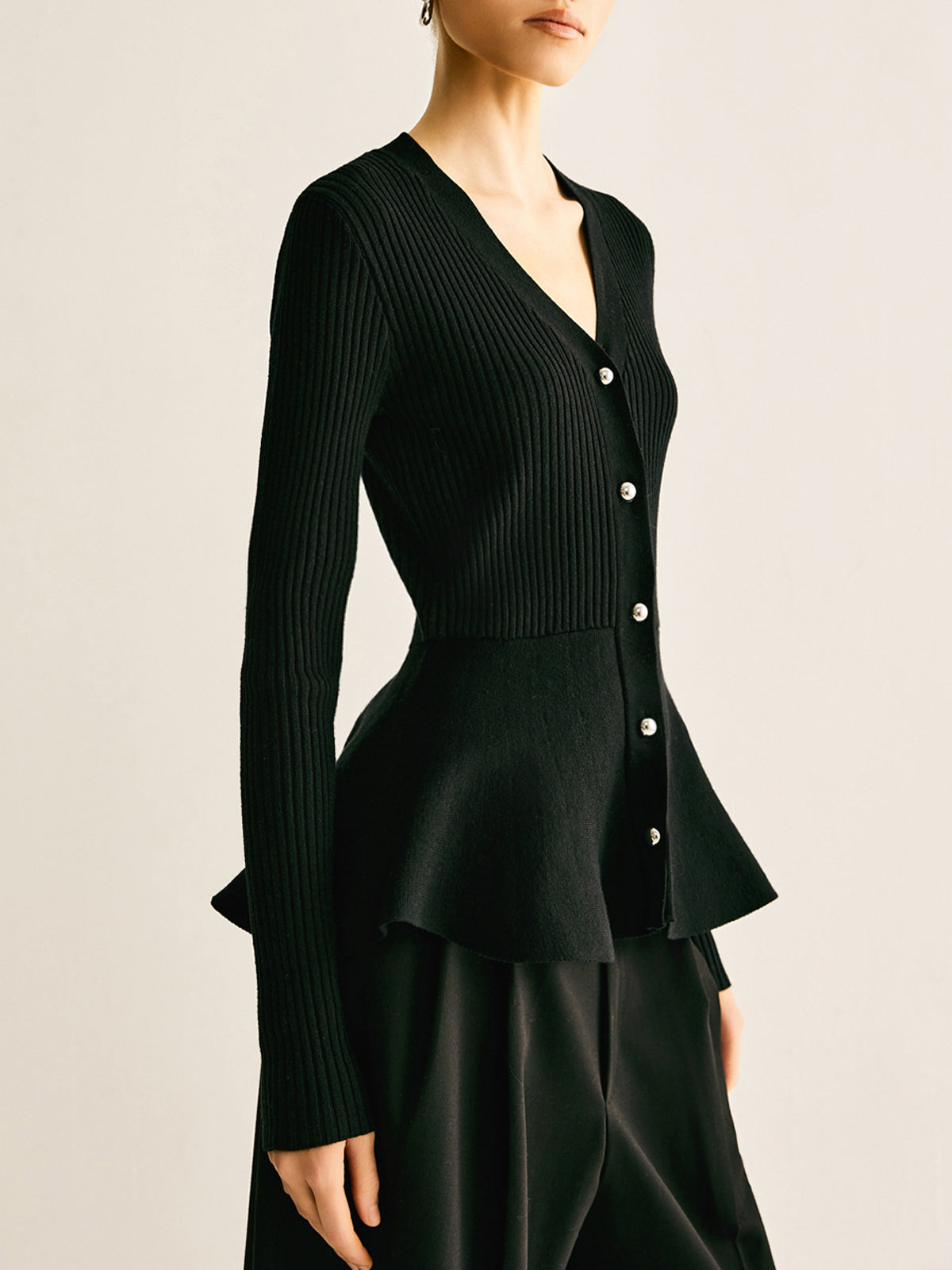 Dial Button Ribbed Oversized Ribbed Panel Bud Waist Button Knit Top | COMMENSE