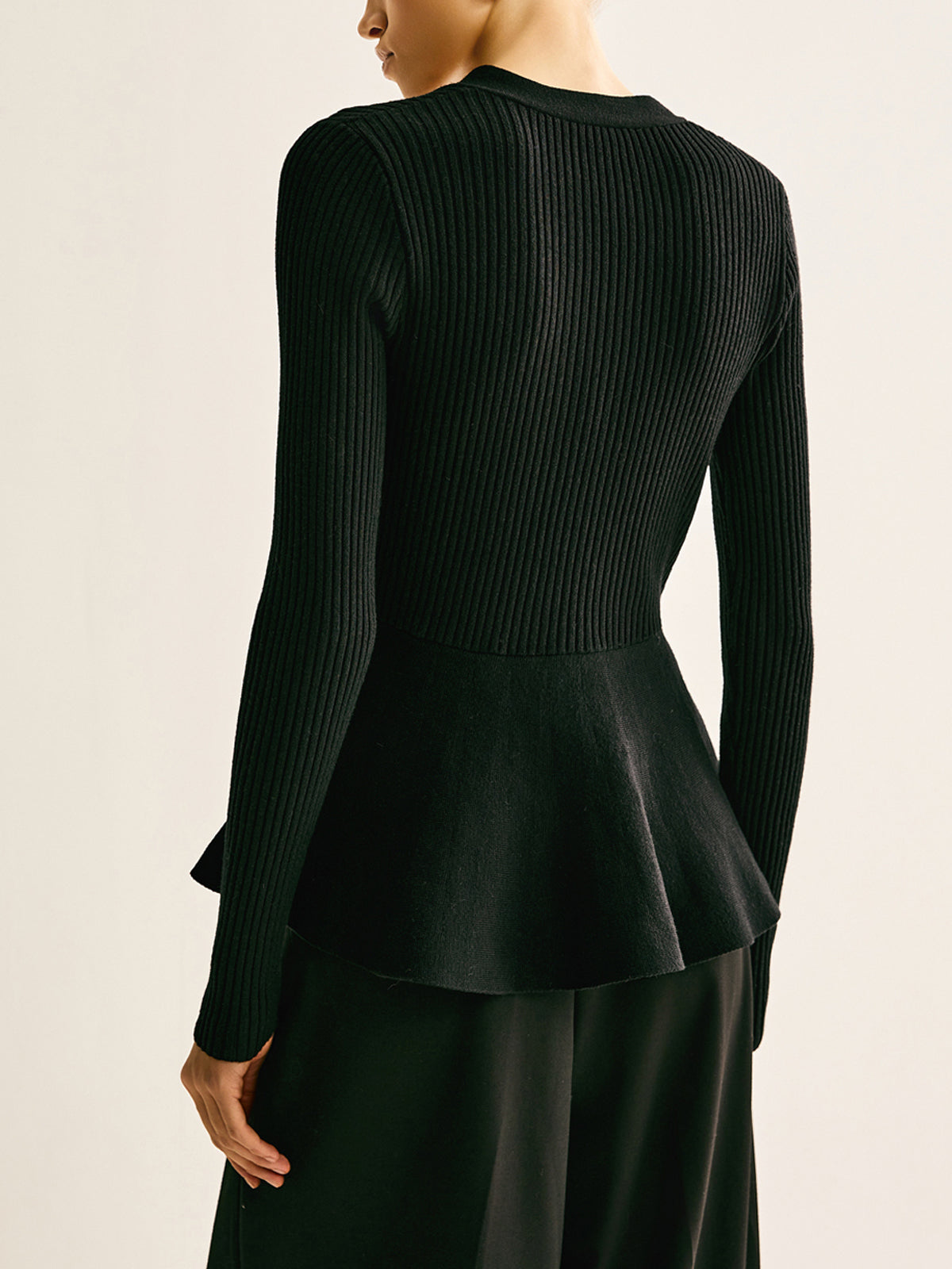 Dial Button Ribbed Oversized Ribbed Panel Bud Waist Button Knit Top | COMMENSE