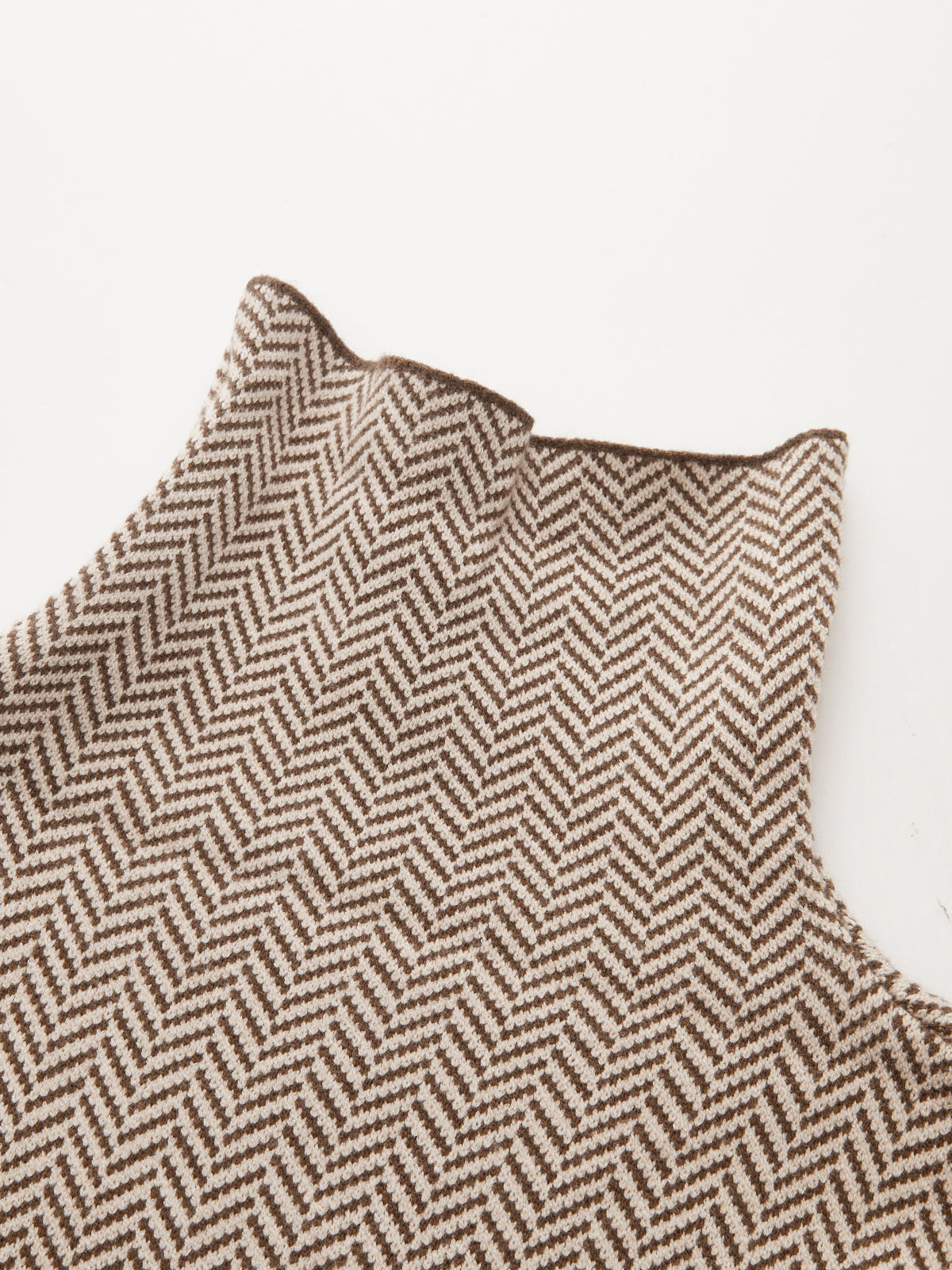 Herringbone Color Block Turtleneck Knit Top | COMMENSE