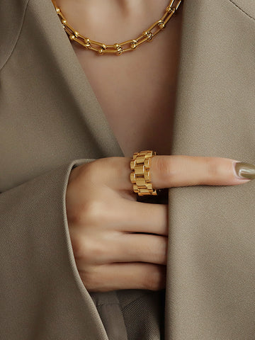 Secret Holds Ring | COMMENSE