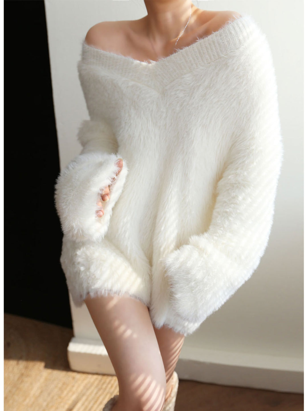 Oversized White Fuzzy Sweater Oversized Fuzzy V-neck Sweater COMMENSE
